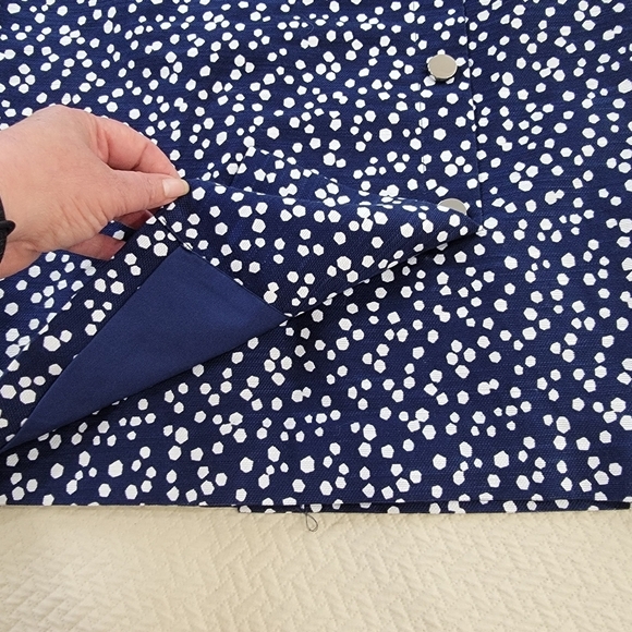 Talbots Navy Polka Dot Skirt Size 8 Front Buttons Cotton Blend - Picture 3 of 15